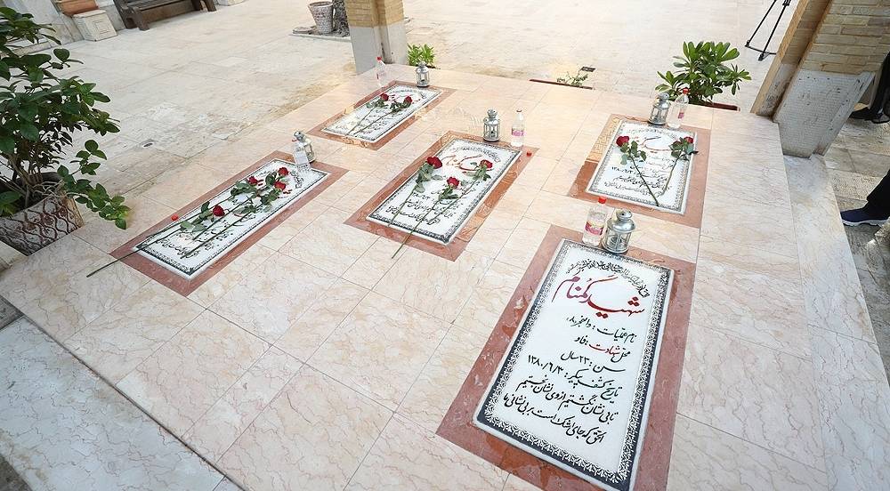 تجدید عهد با شهدا در مهمانی لاله‌ها