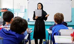 حقوق اسفند فرهنگیان تا ساعاتی دیگر واریز می‌شود