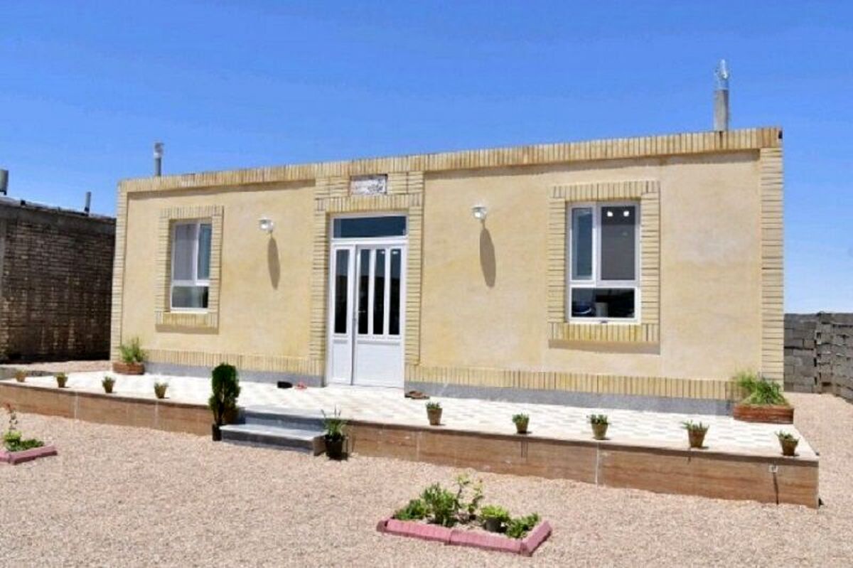 اهدای ۱۰۰ مسکن به مددجویان کمیته امداد ایلام