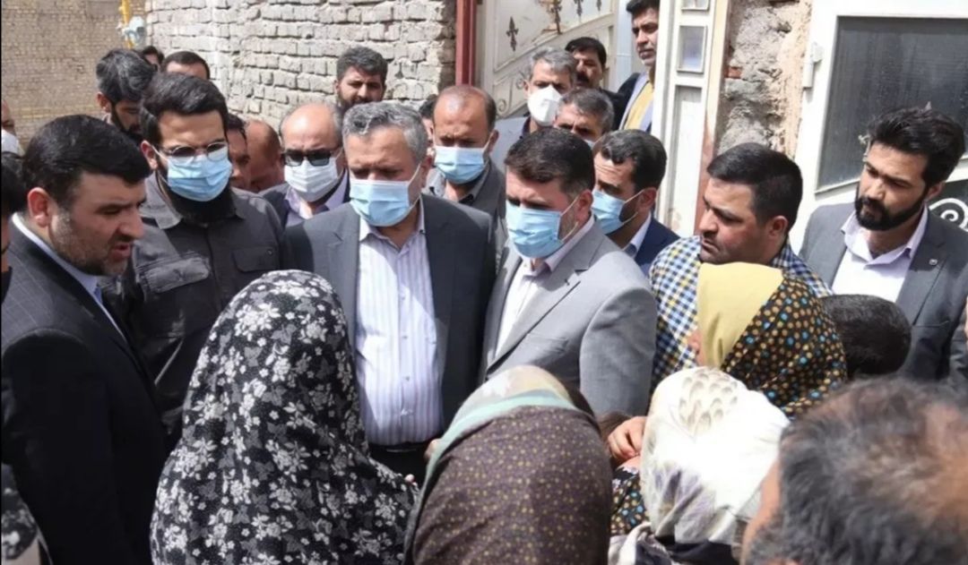 بازدید معاون اجرایی رئیس جمهور از مناطق سیل زده یزد بازدید معاون اجرایی رئیس جمهور از مناطق سیل زده یزد