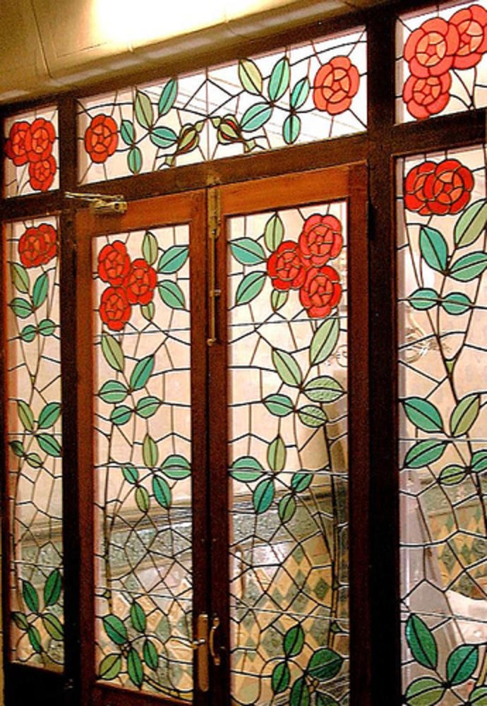 نور ورنگ وشیشه در معماری ایرانی