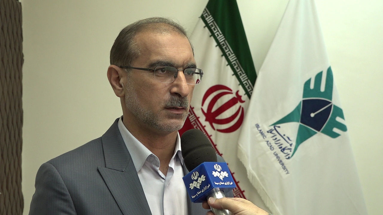 برپایی نمایشگاه رویداد ملی گام دوم دانشگاه آزاد اسلامی در تهران