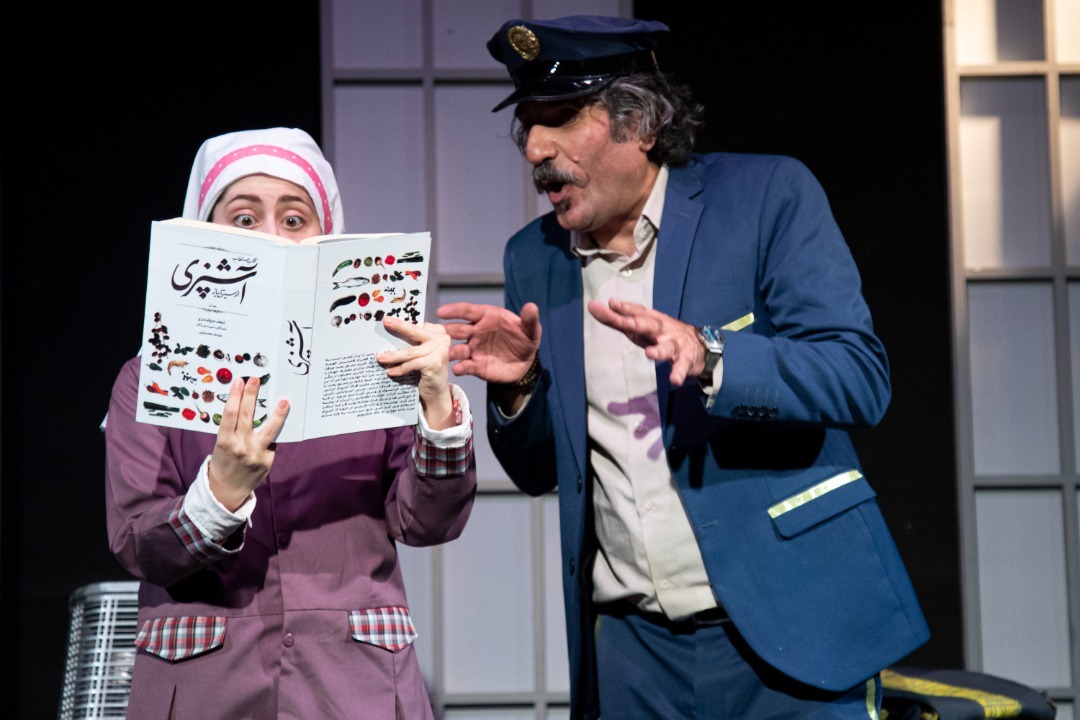 نمایش های کودک و نوجوان تعطیل نیستند