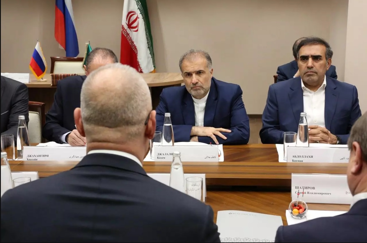 امضای تفاهمنامه همکاری تجاری بین اتاق تعاون ایران و روس کانگرس