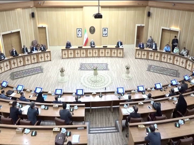 نشستی با سه دستور کار در گیلان : کرونا، پدافند غیرعامل و سایبری