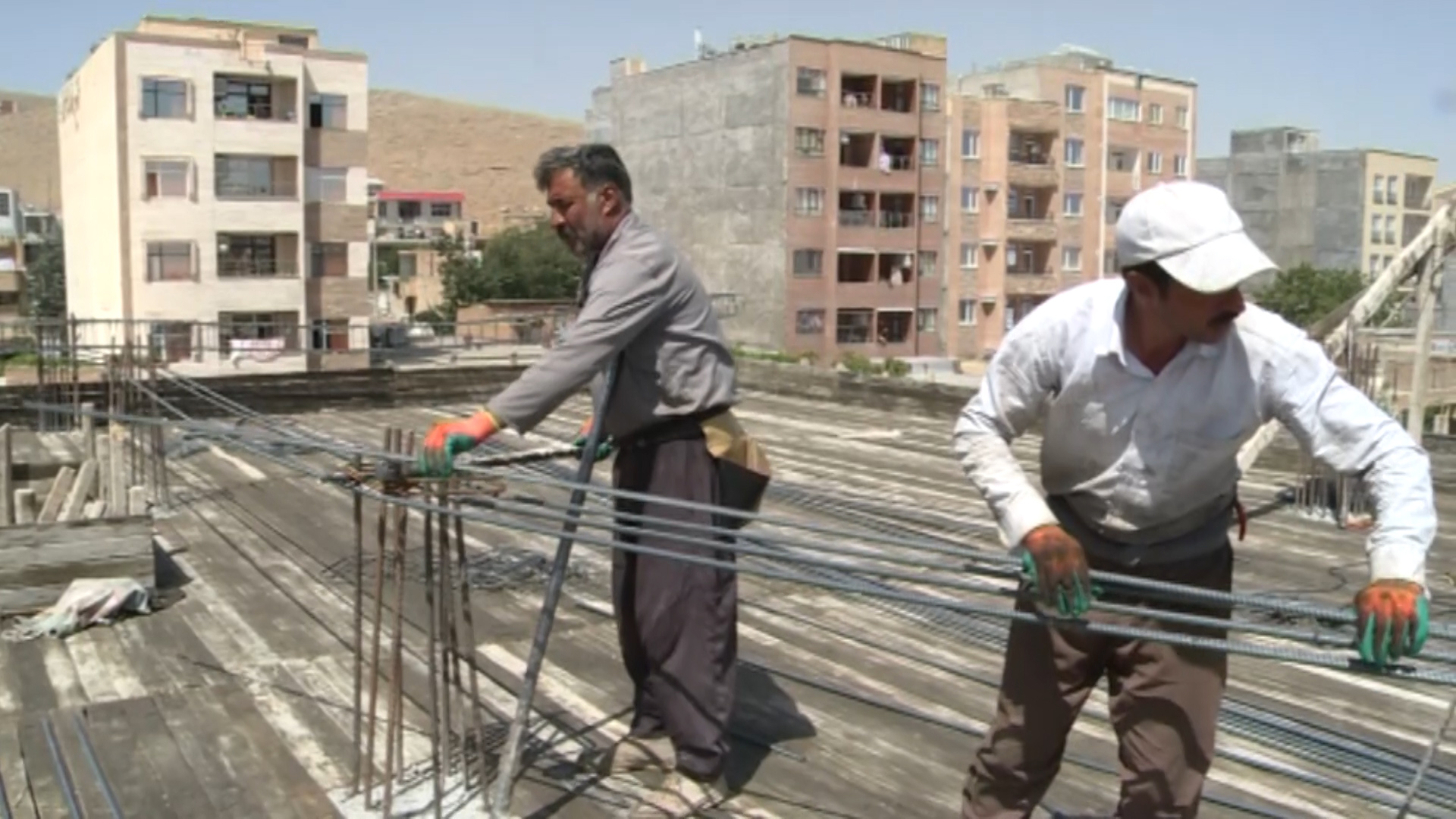 کارگران ساختمانی زیر پوشش بیمه تامین اجتماعی