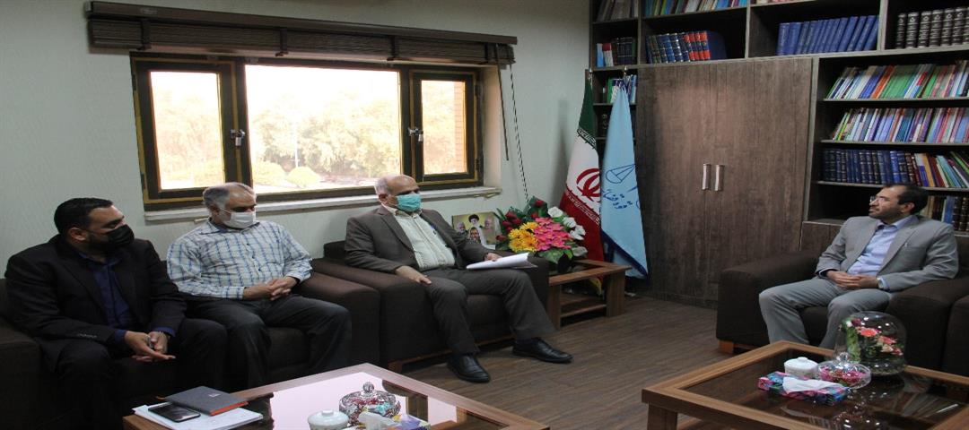 تسهیل مسیر قضایی با استفاده از سامانههای الکترونیک تسهیل مسیر قضایی با استفاده از سامانههای الکترونیک