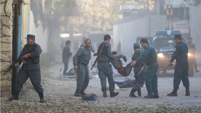 داعش مسئولیت حمله انتحاری دیروز کابل را برعهده گرفت