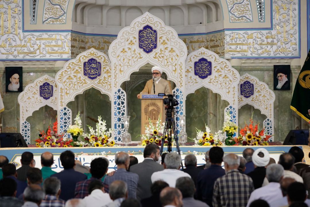 زیارت؛ قرار گرفتن زندگی زائر در مسیر آموزههای امام زیارت؛ قرار گرفتن زندگی زائر در مسیر آموزههای امام