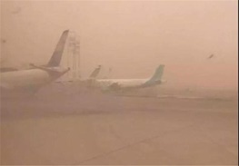 گرد و خاک موجب لغو برخی پرواز‌ها شد