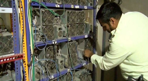 ماینر قاچاق