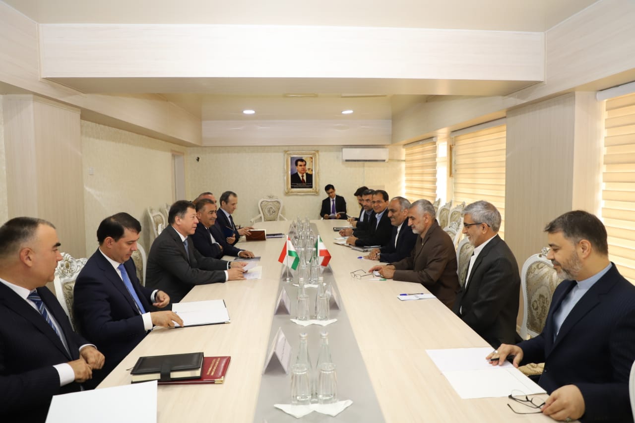 تاکید ایران و تاجیکستان بر تشکیل کارگروه مشترک امنیتی تاکید ایران و تاجیکستان بر تشکیل کارگروه مشترک امنیتی