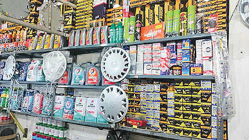 مبارزه با لوازم یدکی قاچاق در ایلام