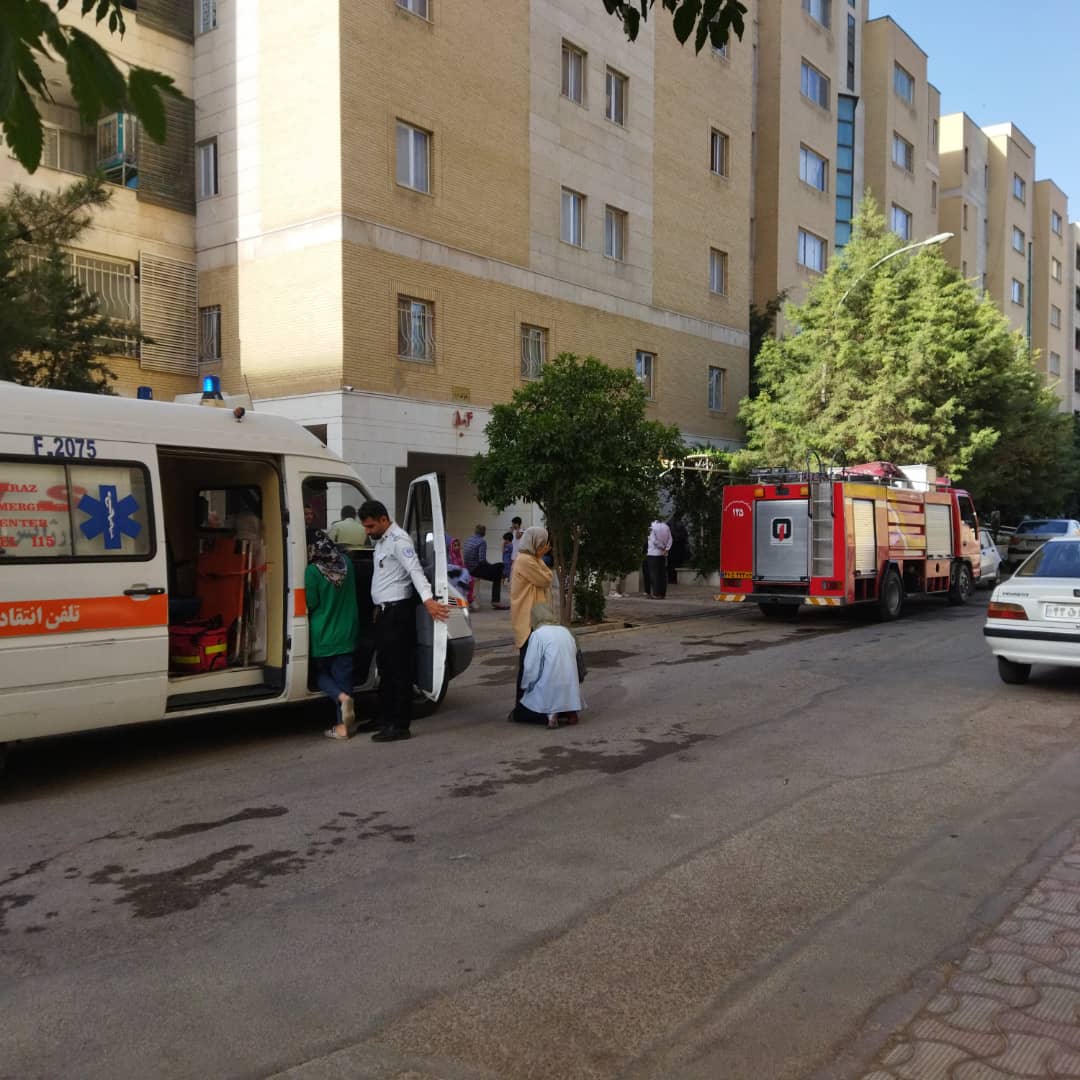 حادثه در مجتمع مسکونی
