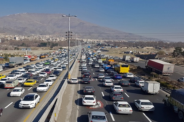 تردد بیش از ۴ میلیون خودرو در محور‌های خوزستان