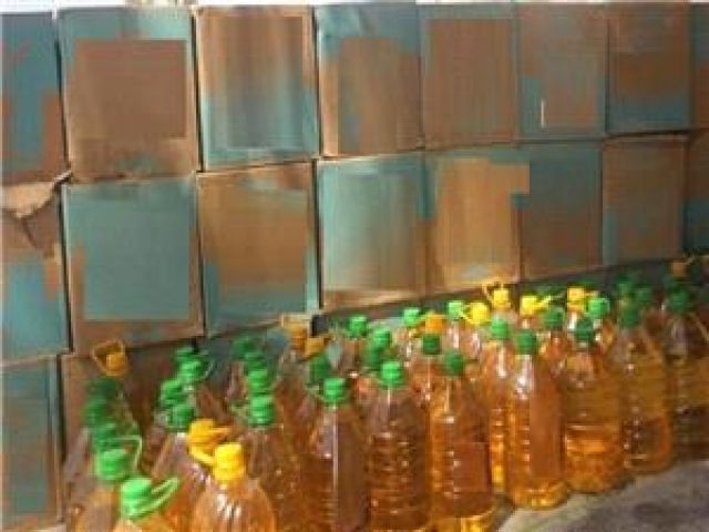 توقیف ۱۰ تن روغن خوراکی قاچاق در سیستان و بلوچستان