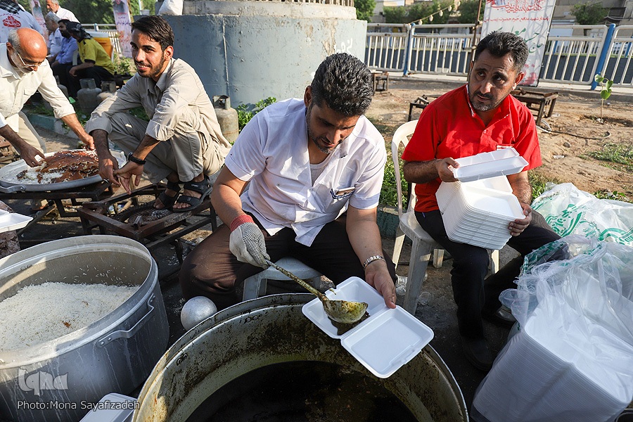 اطعام ۱۴ هزار نفری ضیافت علوی در اهواز اطعام ۱۴ هزار نفری ضیافت علوی در اهواز