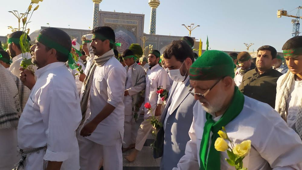 پایان یک ماه دلدادگی در طریق الرضا (ع) پایان یک ماه دلدادگی در طریق الرضا (ع)
