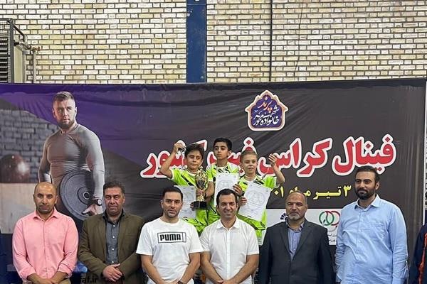 معرفی نفرات برتر مسابقات کراسفیت کشور