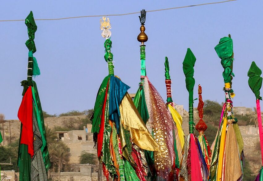 برگزاری عزاداری سنتی علم گردانی در میناب برگزاری عزاداری سنتی علم گردانی در میناب