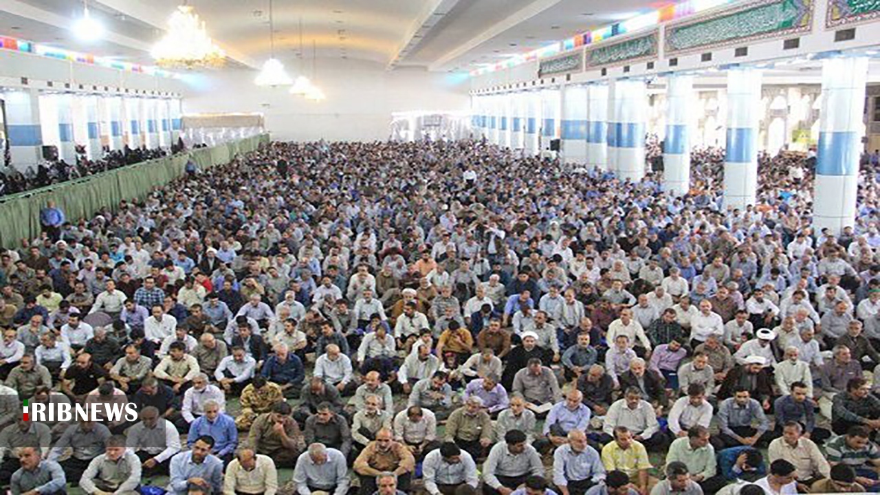 تجلیل از یاوران نماز در کرمان