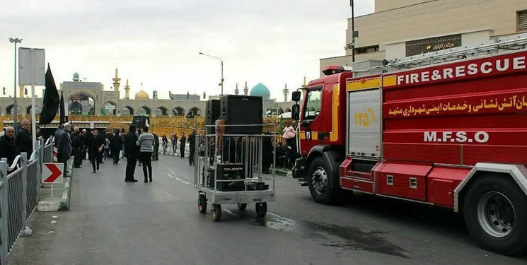 آمادهباش ۵۴ ایستگاه آتشنشانی و ۲۸۰ آتش نشان در اطراف حرم رضوی آمادهباش ۵۴ ایستگاه آتشنشانی و ۲۸۰ آتش نشان در اطراف حرم رضوی