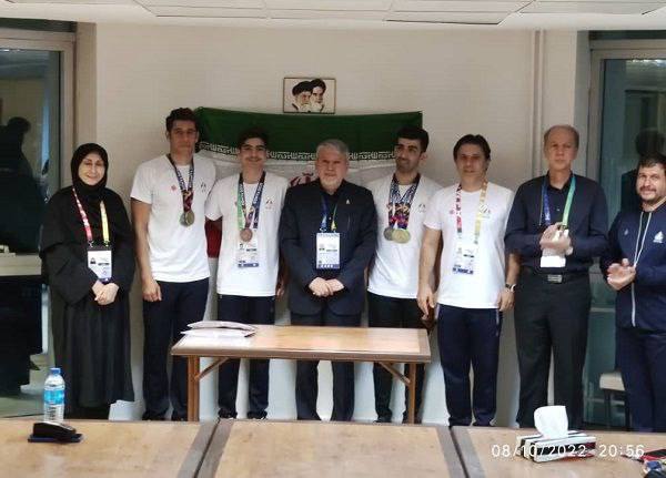 پاداش مدال آوران تیم ملی شنا جانبازان و معلولین پرداخت شد