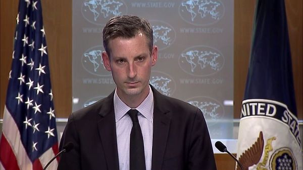 مقام آمریکایی: همچنان در حال بررسی پاسخ ایران هستیم