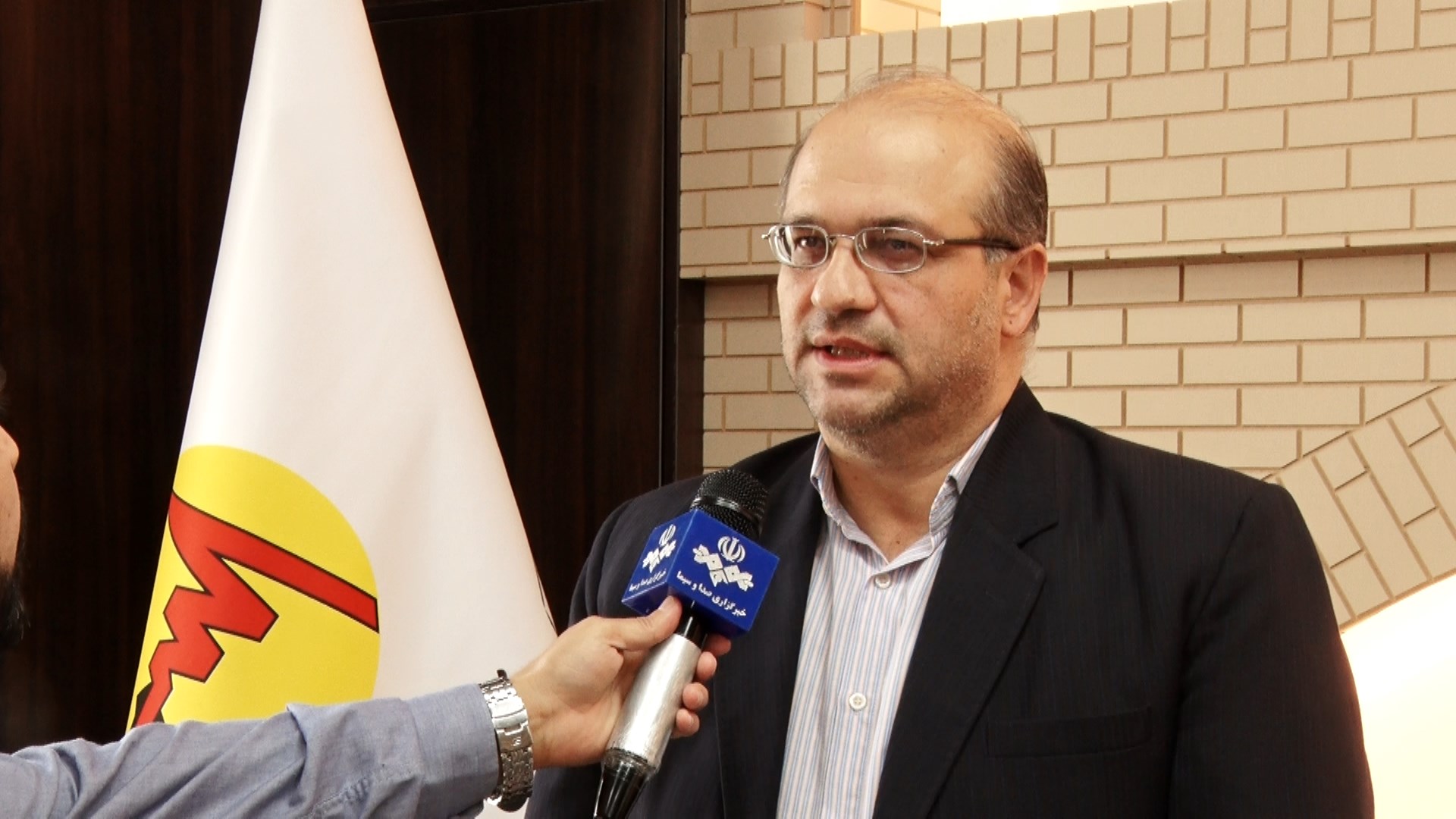 مصرف هزار و ۳۰۰ مگاوات در ساعت  در  ساعت اوج مصرف تابستان امسال