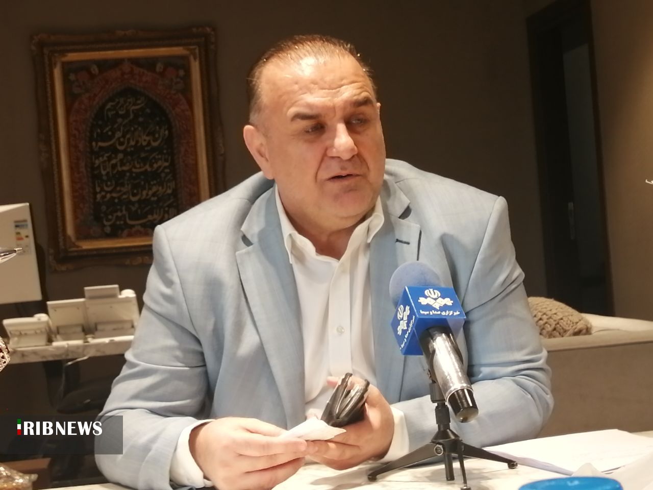 نیمی از هواپیما‌های مسافری زمین‌گیر شده اند