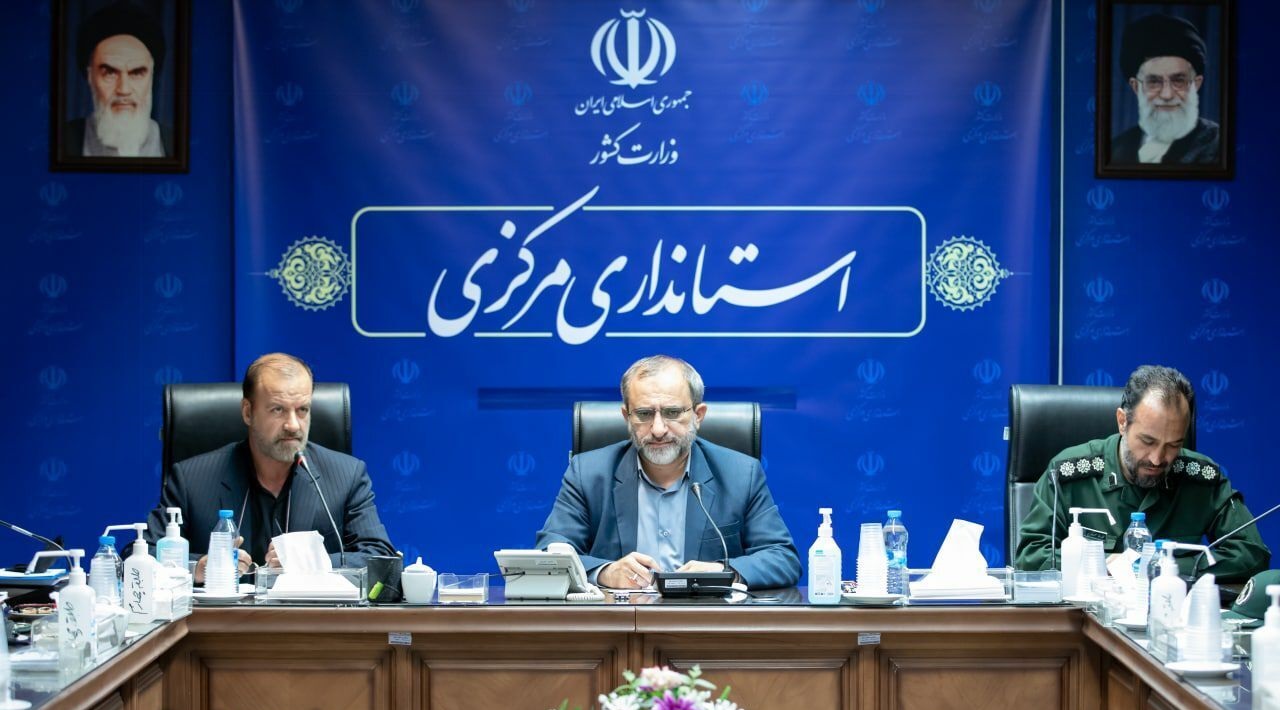 گفتمان حاکم بر نظام اداری استان را بر پایه مسئله محوری قرار دادهایم گفتمان حاکم بر نظام اداری استان را بر پایه مسئله محوری قرار دادهایم