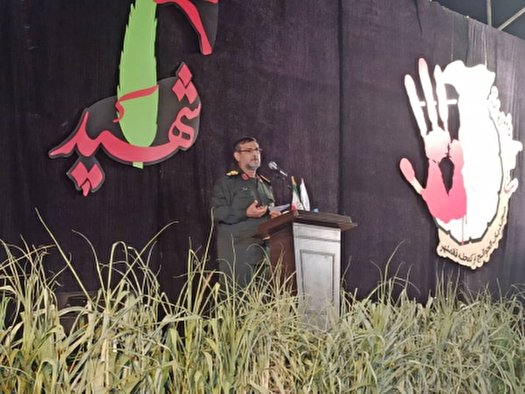 نیروی دریایی ارتش و سپاه با صلابت به اجرای ماموریت می پردازند