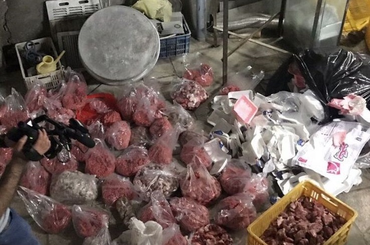 توقیف ۸ تن گوشت چرخ کرده فاسد در شهرری