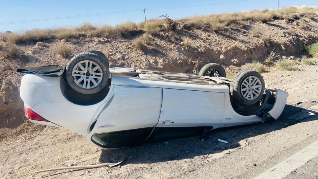 ۵ مصدوم در واژگونی خودرو در سیرجان ۵ مصدوم در واژگونی خودرو در سیرجان