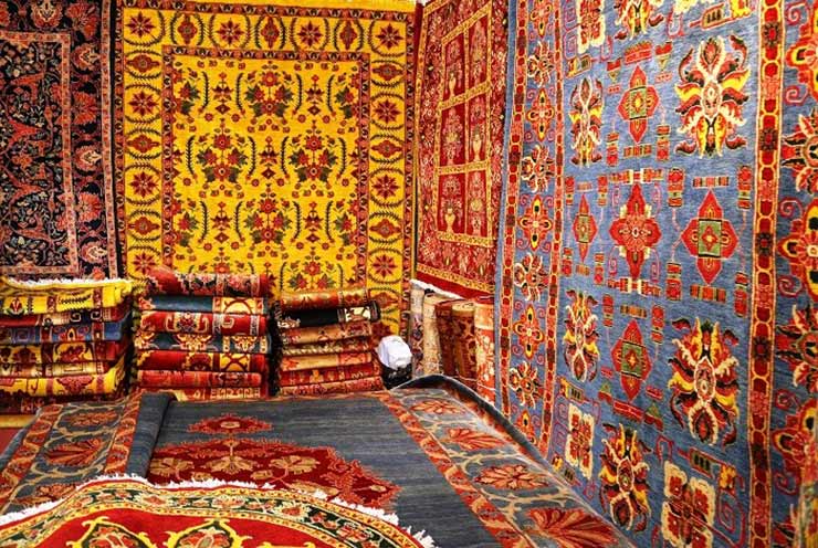 برپایی نمایشگاه صنایع‌دستی در مسیر زائران اربعین