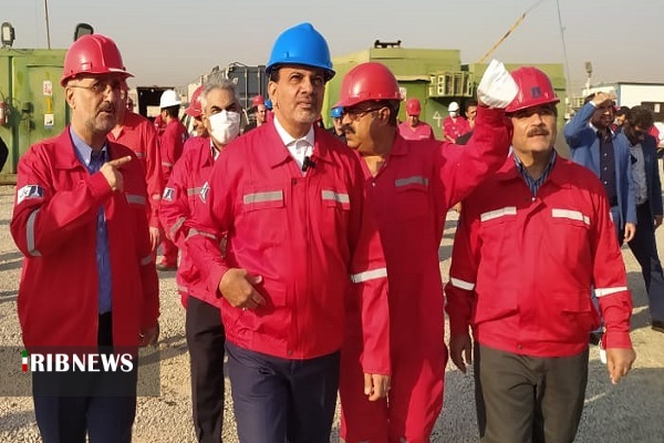 سفر معاون وزیر و مدیرعامل شرکت ملی نفت ایران به خوزستان سفر معاون وزیر و مدیرعامل شرکت ملی نفت ایران به خوزستان