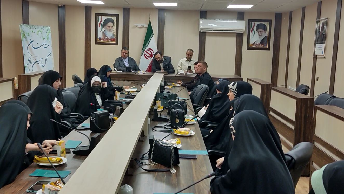 نشست هم اندیشی عفاف و حجاب در گرگان نشست هم اندیشی عفاف و حجاب در گرگان