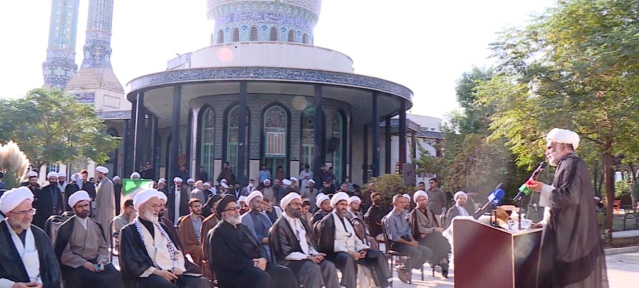 تجمع شماری از طلاب تهران در واکنش به هتک حرمت مقدسات به بهانه درگذشت مهسا امینی