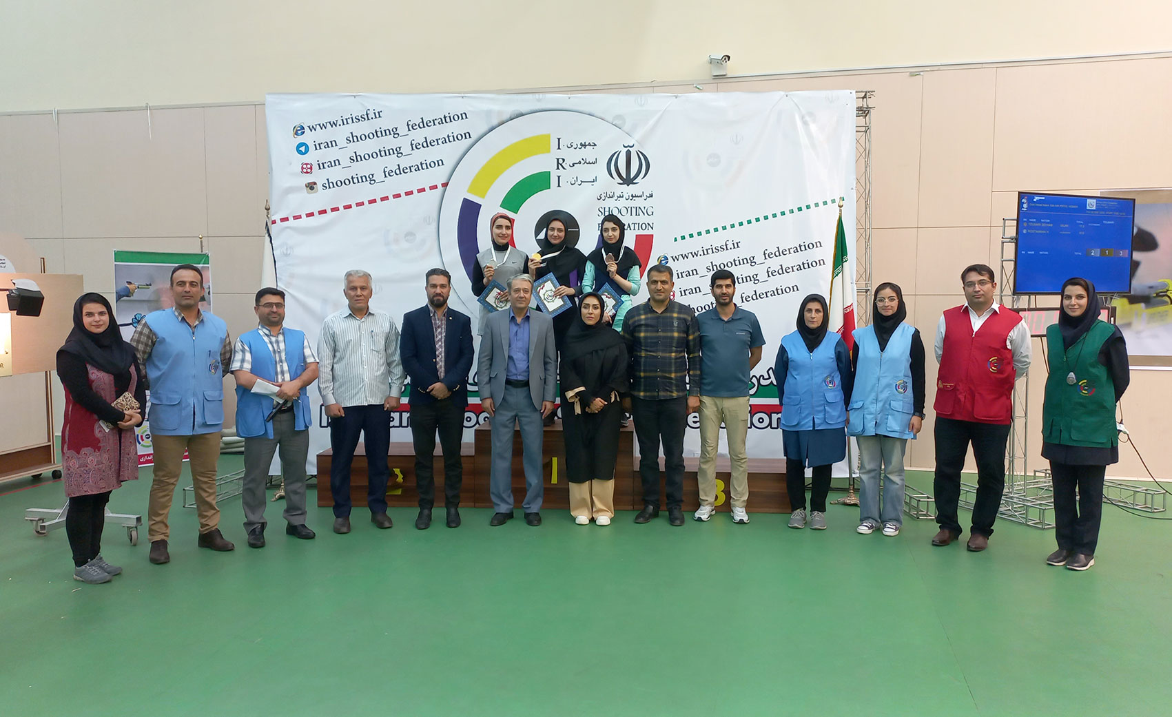 قهرمانی زینب طوماری در مسابقات جایزه بزرگ تپانچه بانوان