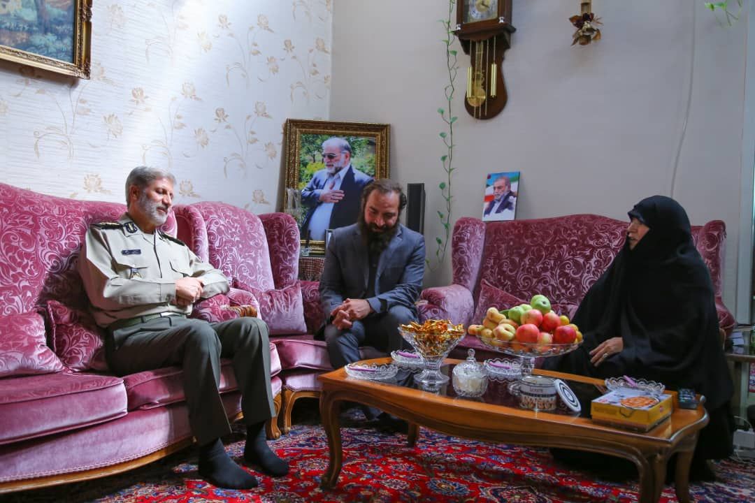 تبیین اندیشه والای شهید فخری زاده ضروری است