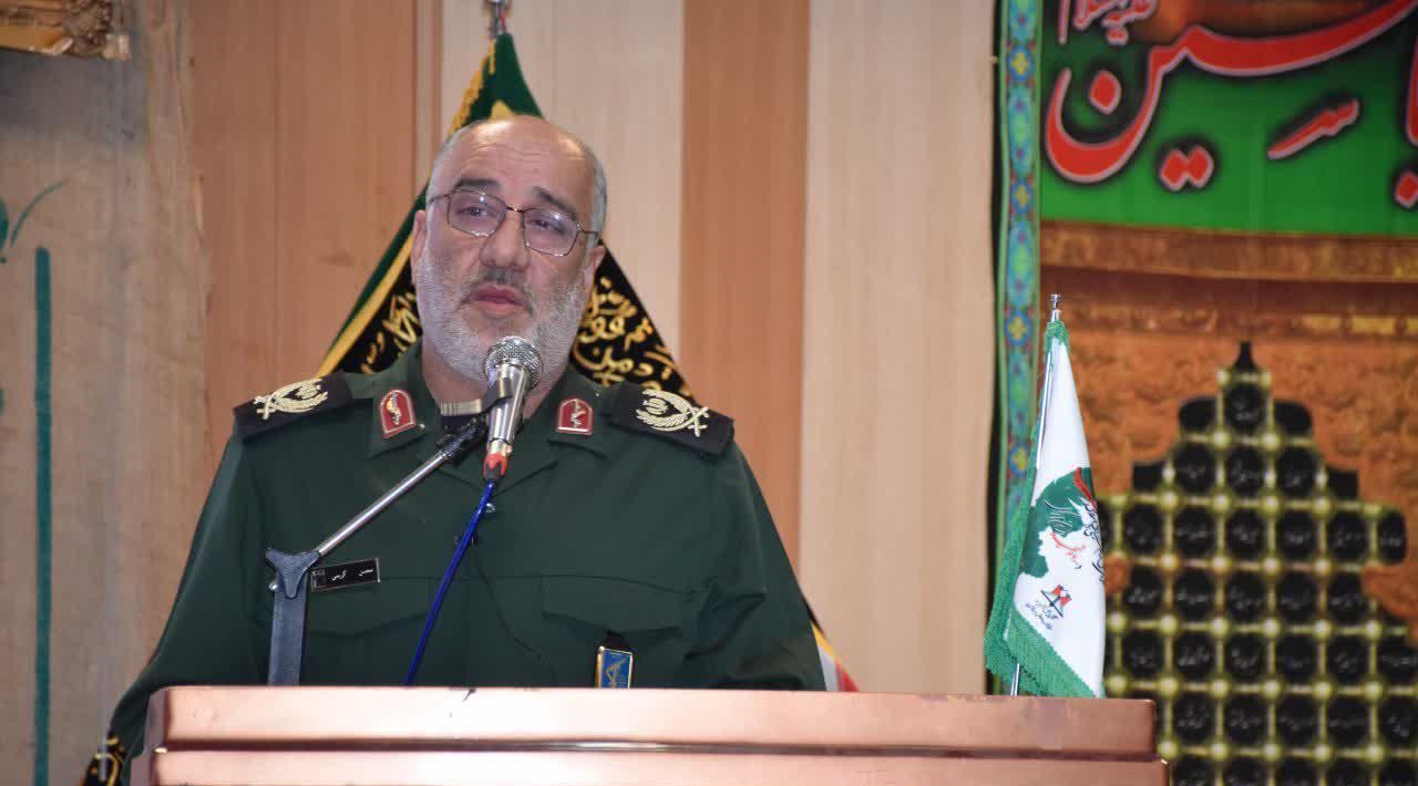 دشمن جنگ ترکیبی را شروع کرده است