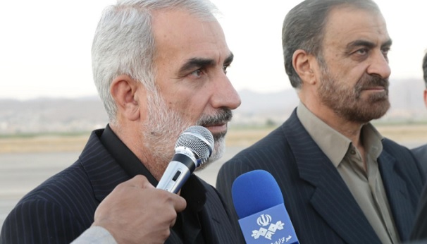 نوری وزیر آموزش‌و‌پرورش در جمع خبرنگاران در شهرکرد