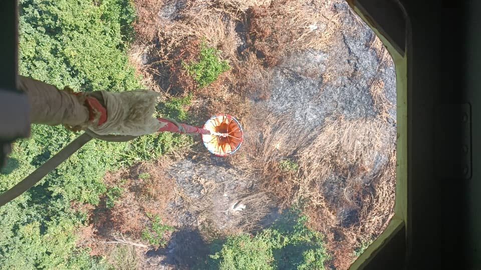 مهار کامل تالاب امیر کلایه لاهیجان با استفاده از بالگرد