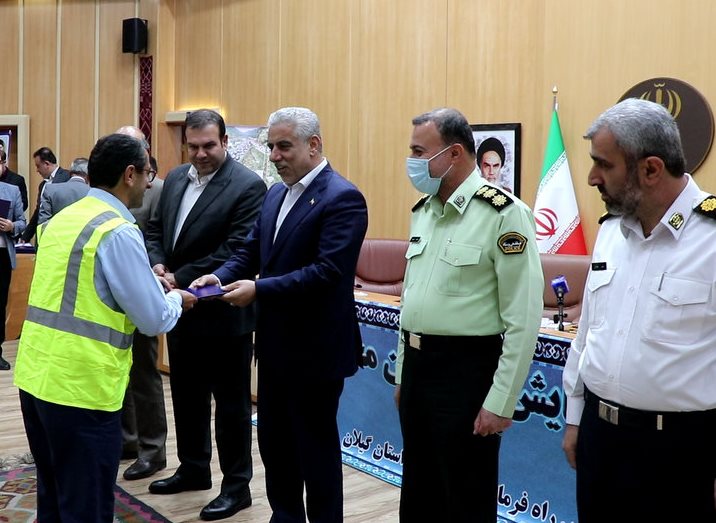 تجلیل از راهوران محله و سفیران ایمنی گیلان