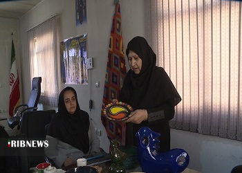 ساماندهی فعالیت هنرمندان صنایع دستی در فیروزکوه ساماندهی فعالیت هنرمندان صنایع دستی در فیروزکوه