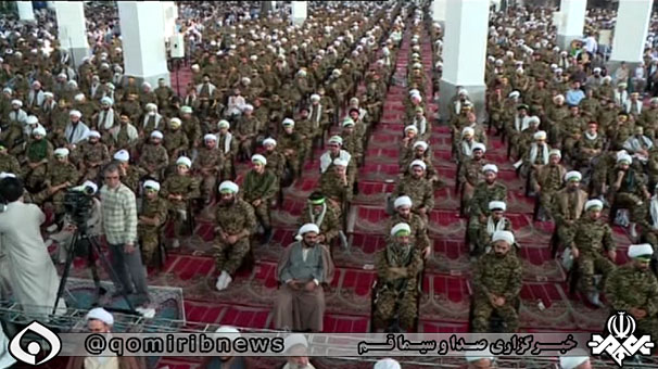 اجتماع بزرگ حوزویان در تقدیر از نیروهای نظامی و انتظامی اجتماع بزرگ حوزویان در تقدیر از نیروهای نظامی و انتظامی