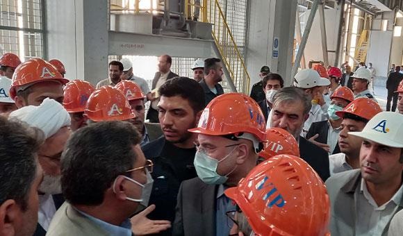 بازدید رئیس مجلس از نیروگاه ۹۱۳ مگاواتی لامرد