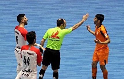 معرفی داوران لیگ برتر فوتسال