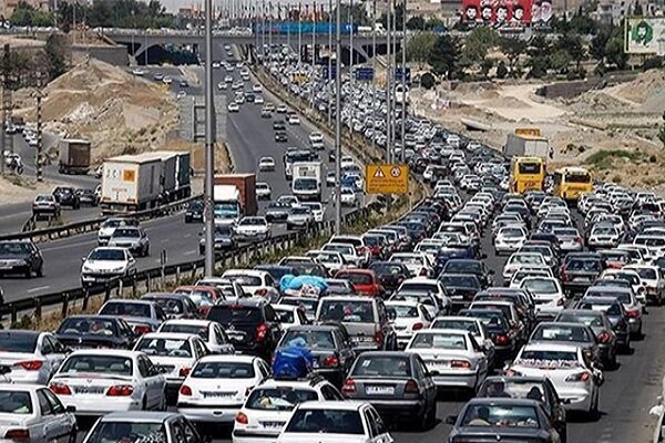 اتوبان تهران کرج پر ترافیک/ افزایش ۵.۵ درصدی تردد برون شهری