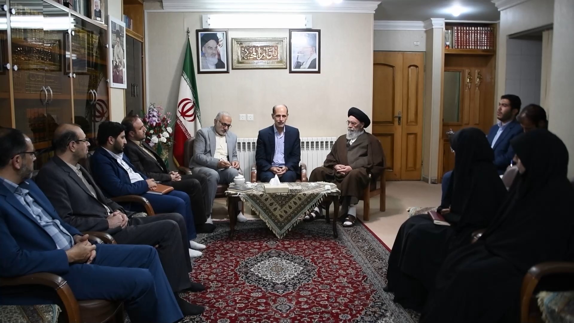 خودسازی مربیان لازمه هدایت نوجوانان است